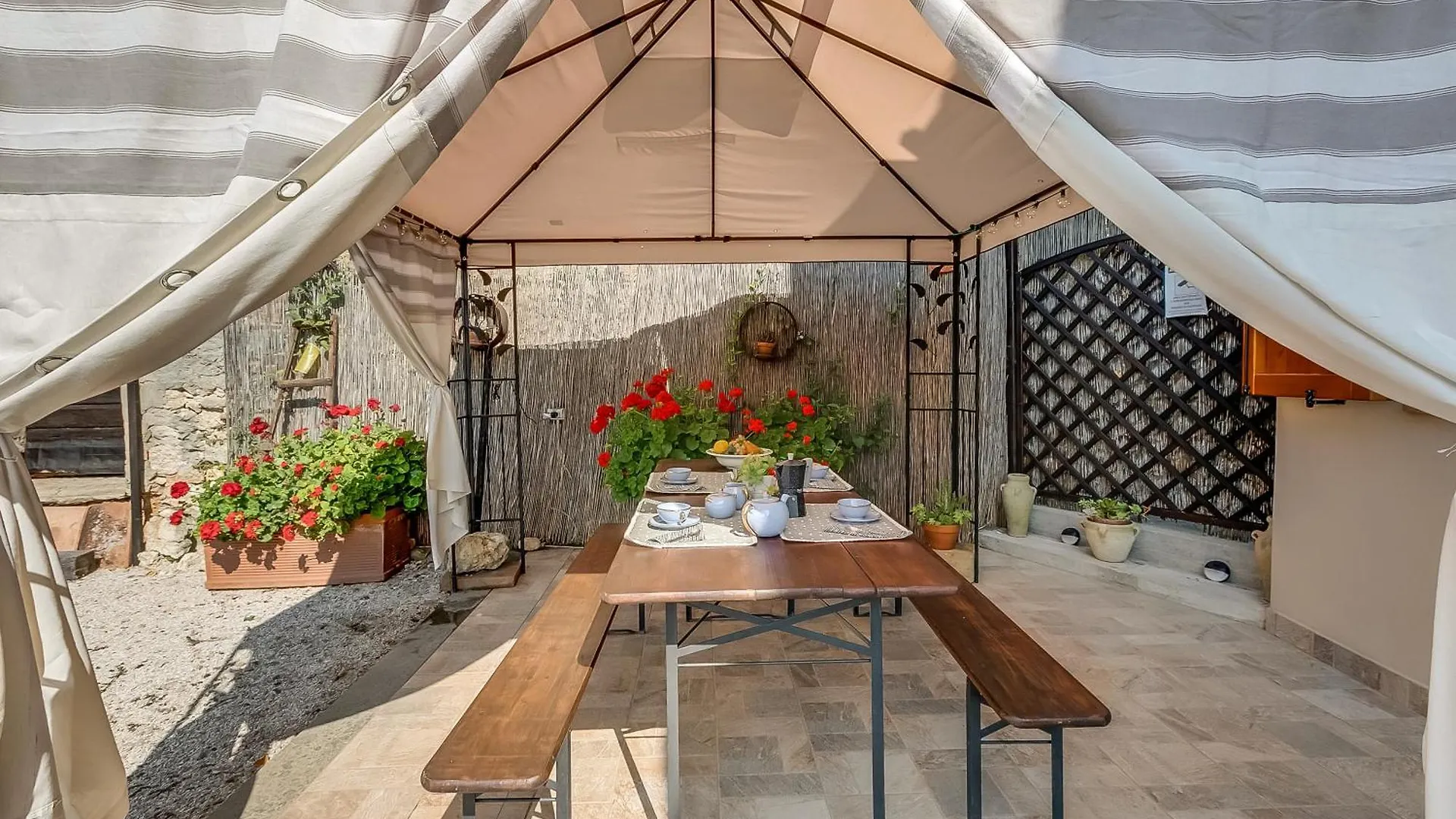 Podere Del Ciacchi Among Tuscany Greenery - Happy Rentals Montieri